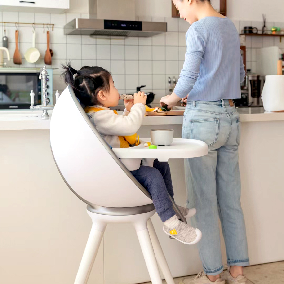 SILLA DE ALIMENTACIÓN BEBEBUS GROWING+ SILVER